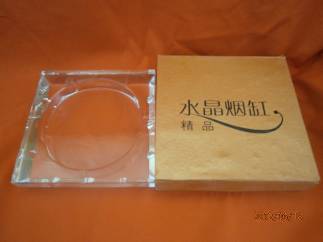 水晶煙灰缸